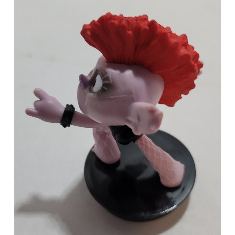 Snapco 2020 DreamWorks Trolls World Tour Queen Barb Theater Cup Topper